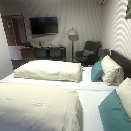 Hotel Benger Κρέφελντ Εξωτερικό φωτογραφία