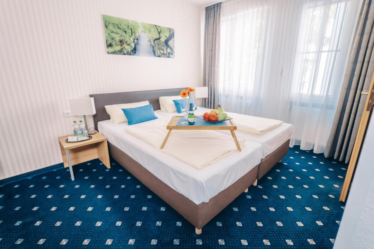 Hotel Benger Κρέφελντ Εξωτερικό φωτογραφία