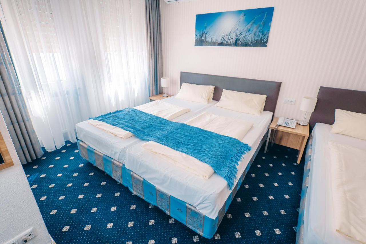 Hotel Benger Κρέφελντ Εξωτερικό φωτογραφία