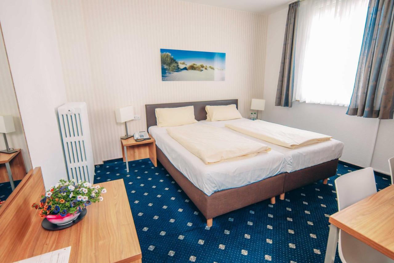 Hotel Benger Κρέφελντ Εξωτερικό φωτογραφία