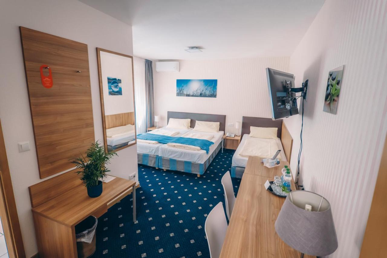Hotel Benger Κρέφελντ Εξωτερικό φωτογραφία