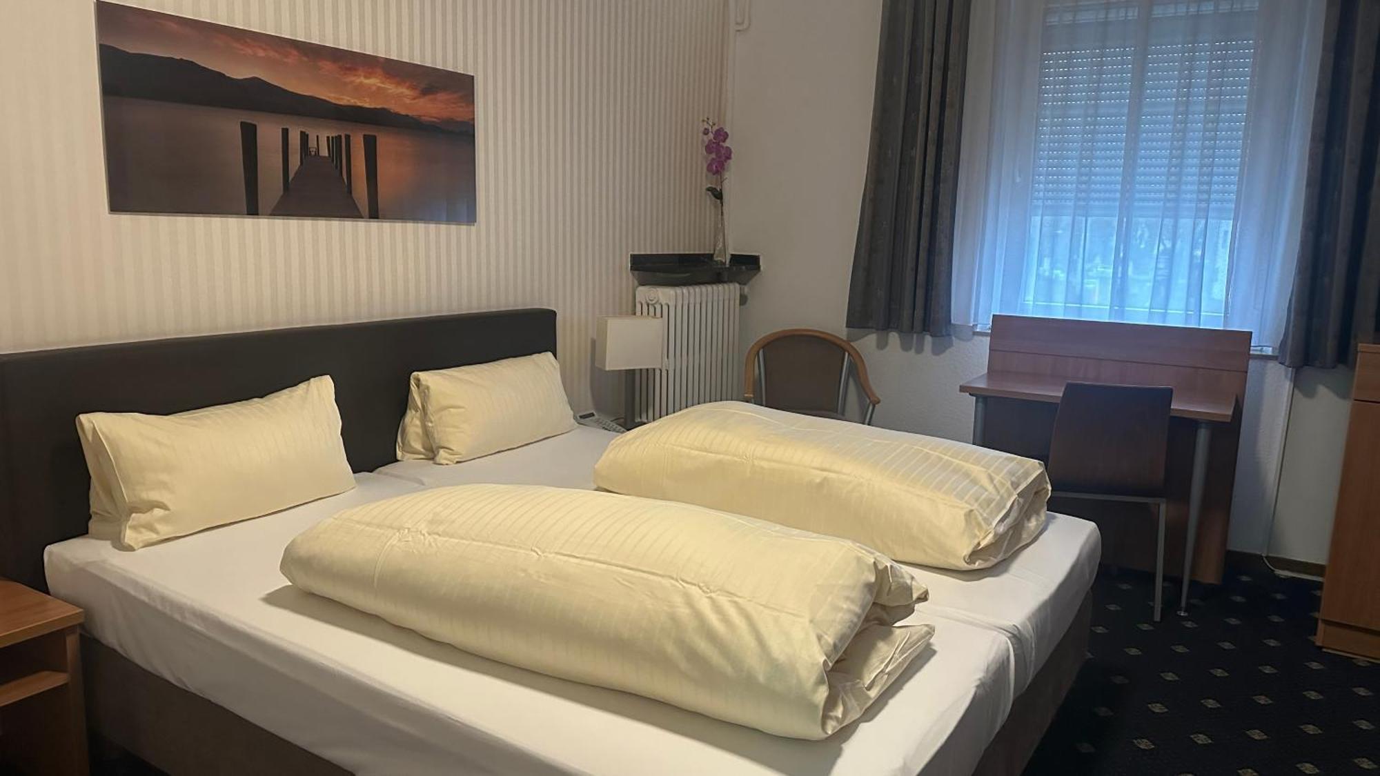 Hotel Benger Κρέφελντ Εξωτερικό φωτογραφία