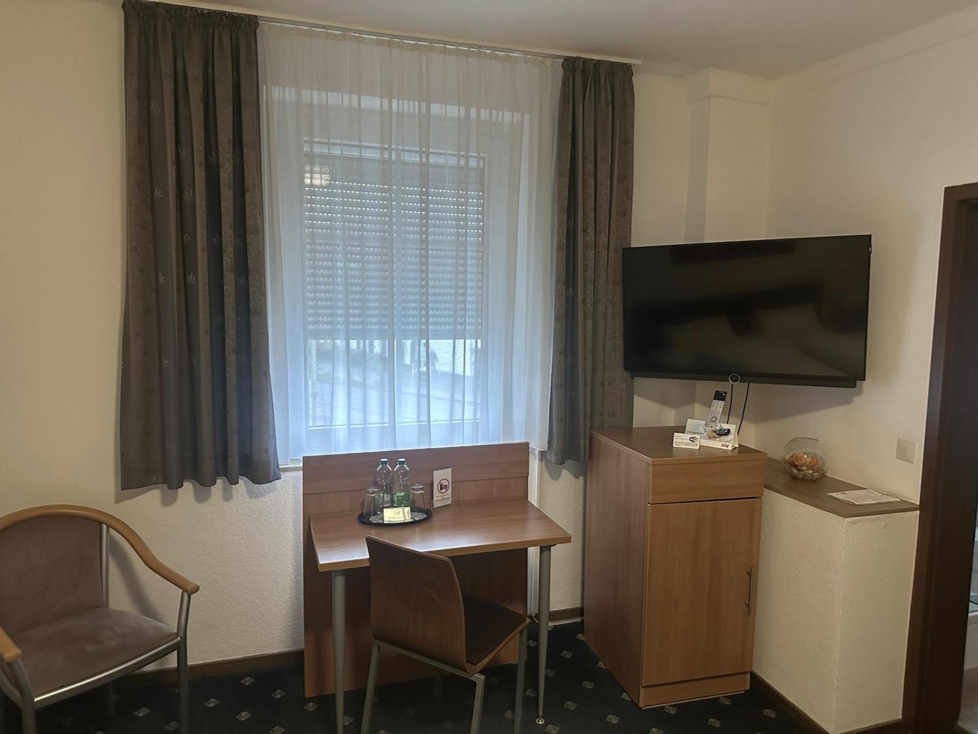 Hotel Benger Κρέφελντ Εξωτερικό φωτογραφία